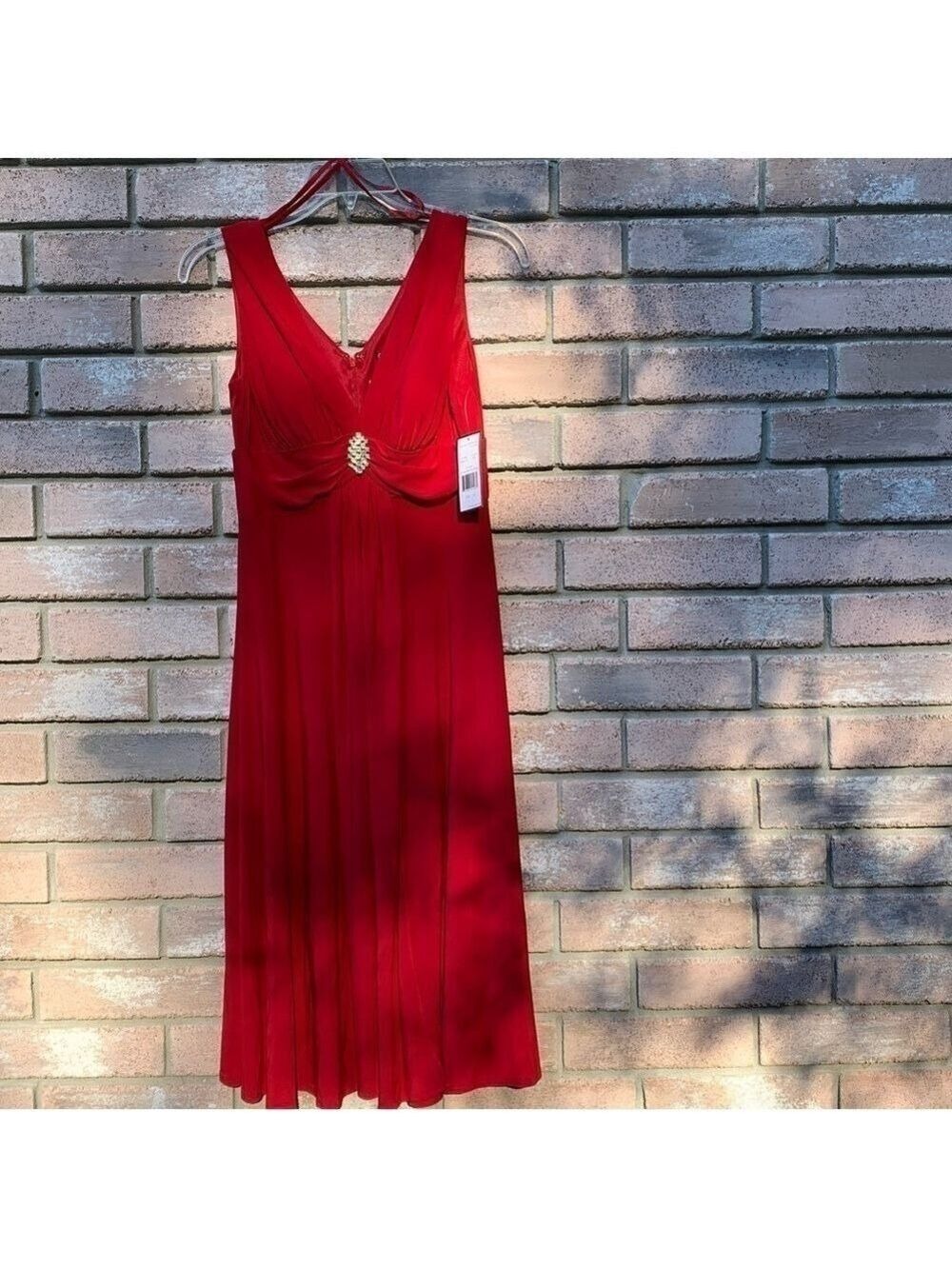 JESSICA HOWARD EVENINGS drape front rhinestone holiday evening party dress - Picture 7 of 15